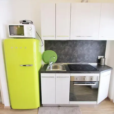 Appartement Hostdomus - Tech *