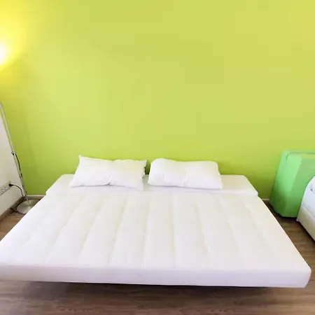 Appartement Hostdomus - Tech *
